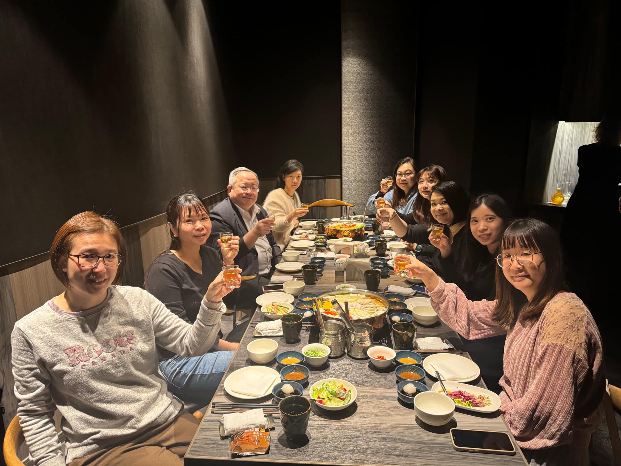 1月13日是選舉日,慰勞北醫生殖中心諮詢護理師