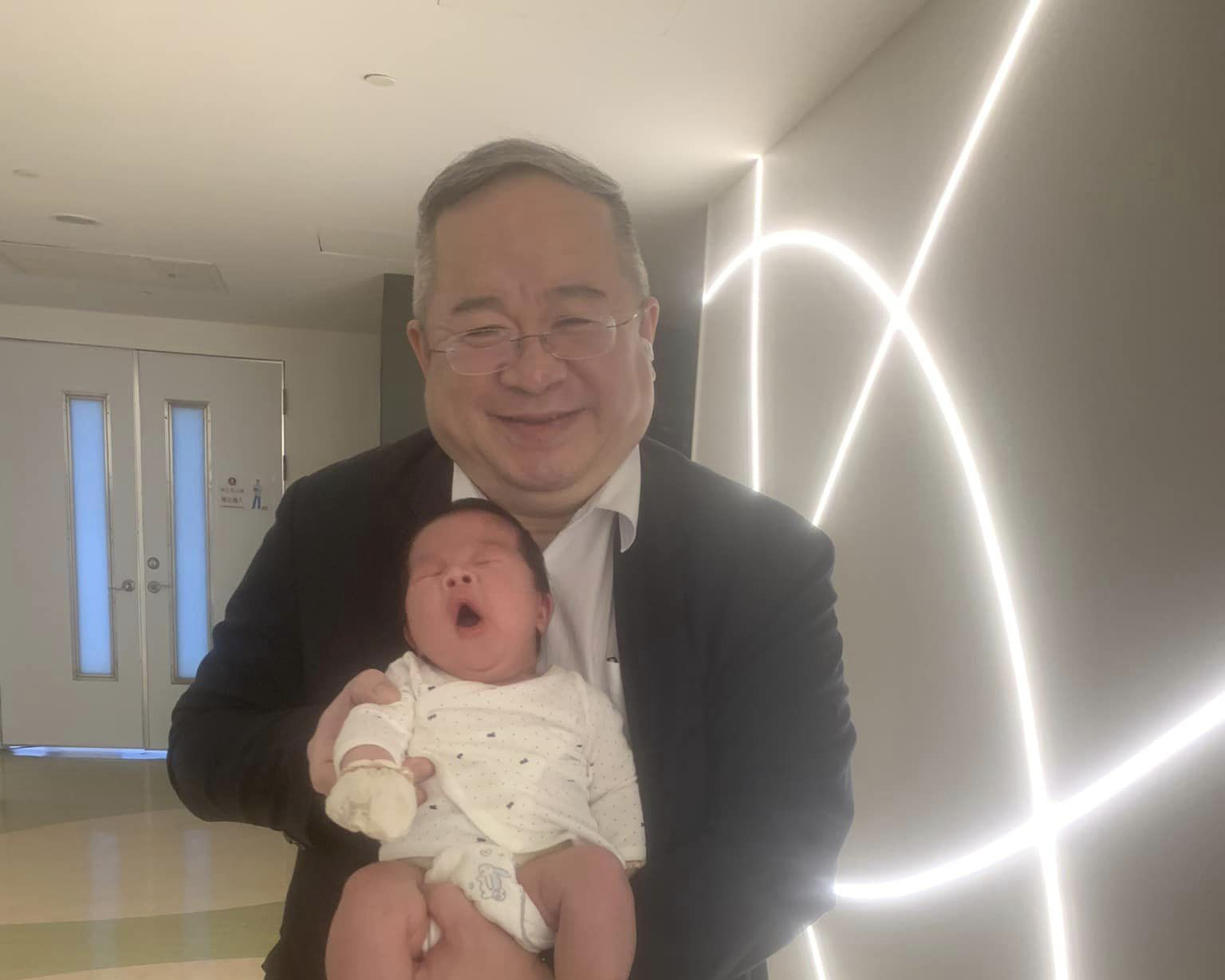 寶寶滿月回娘家