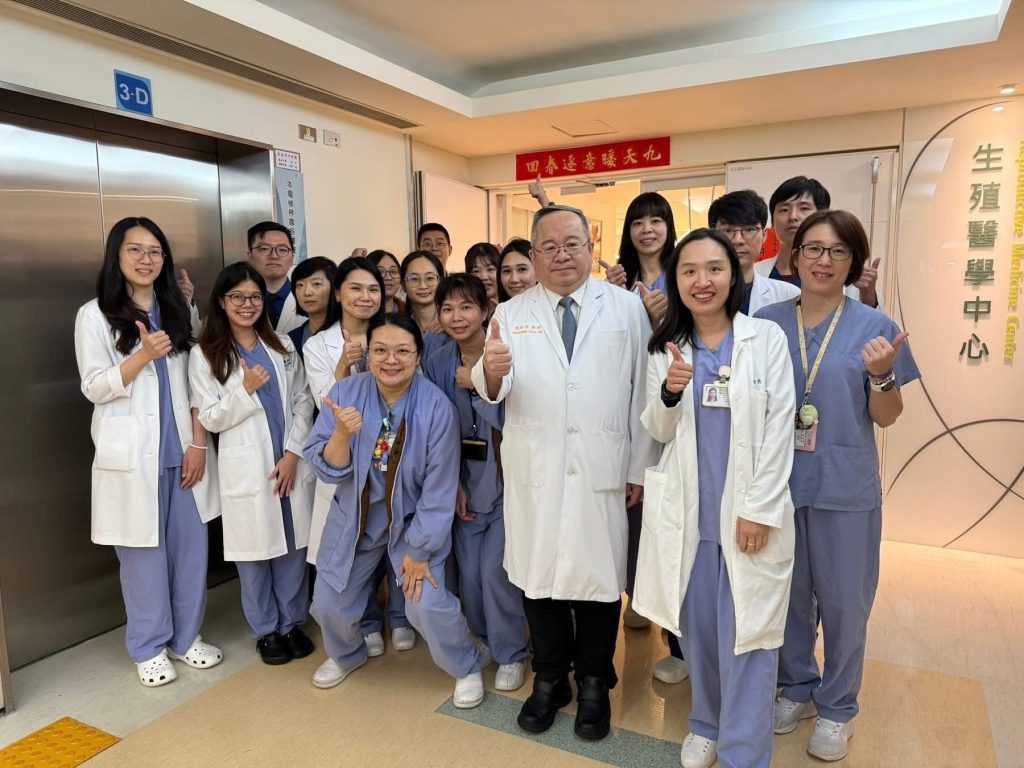 激勵的故事來身超高齡46歲冷凍7年的胚胎生二胎