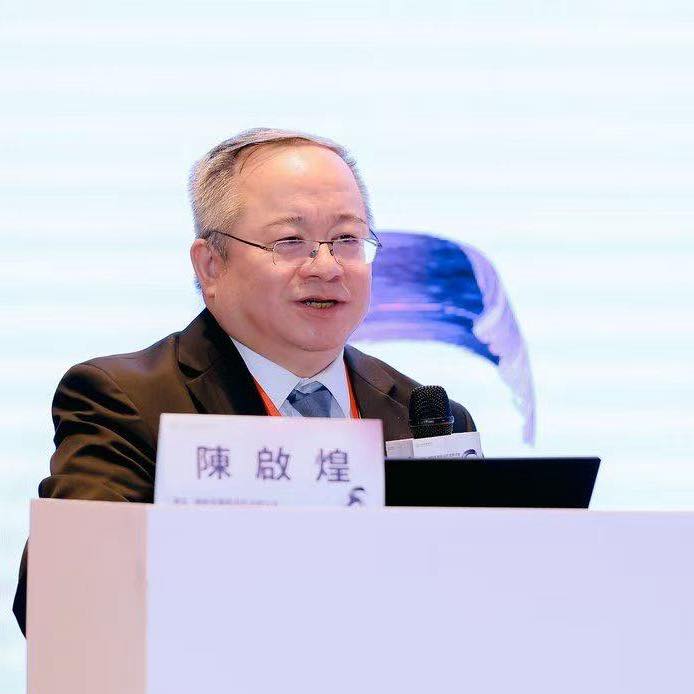 生殖醫學中心團隊 陳啟煌主任